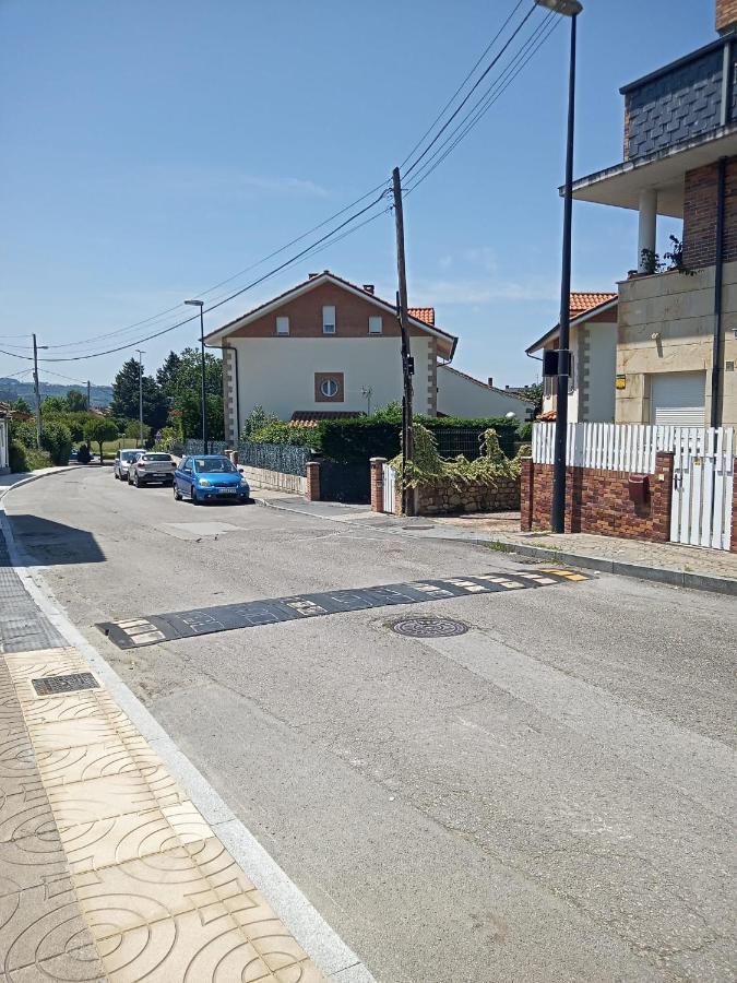 Apartmán Azalea Residencial Torrelavega Exteriér fotografie