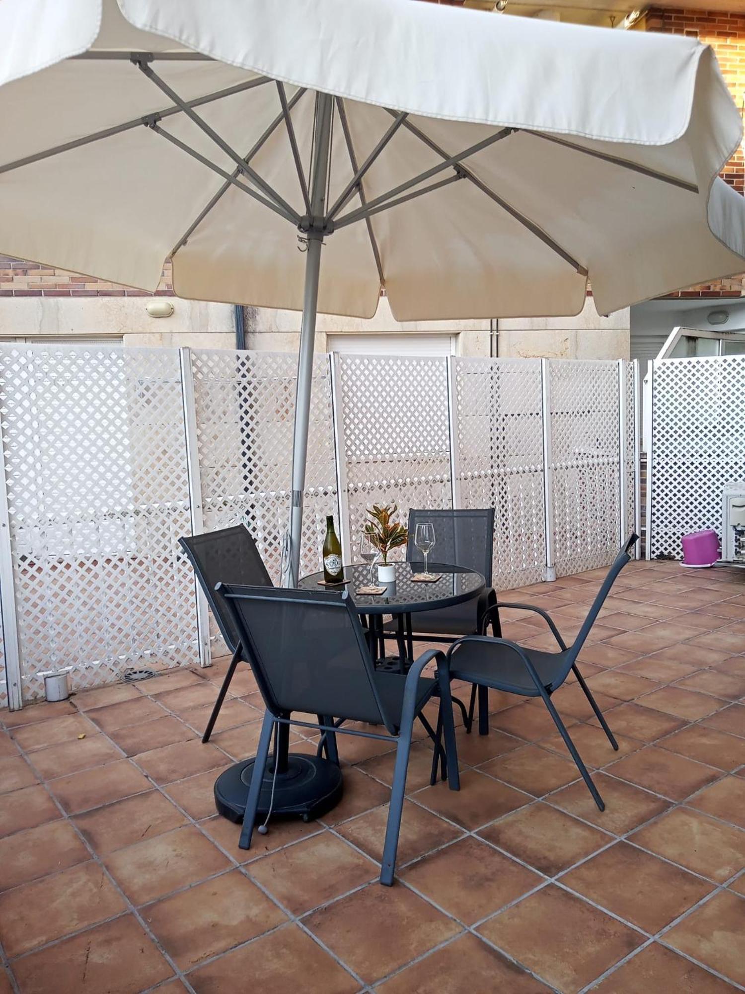 Apartmán Azalea Residencial Torrelavega Exteriér fotografie